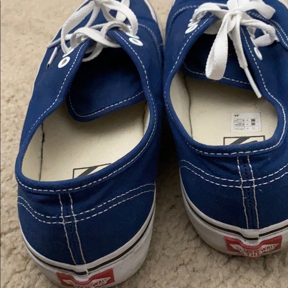 Vans - Picture 3 of 3